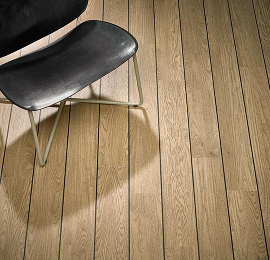 Allura strips glue down LVT zemin kaplama görseli