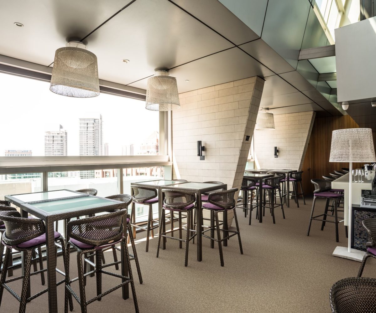 AZM Altro Cantata AFP282009 Hazlenut BAR RESTAURANT rulo vinil pvc zemin
